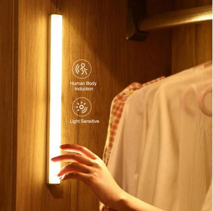 Skanto | ACTILIGHT – Wireless LED Light Strip with Motion Sensor for Instant Lighting