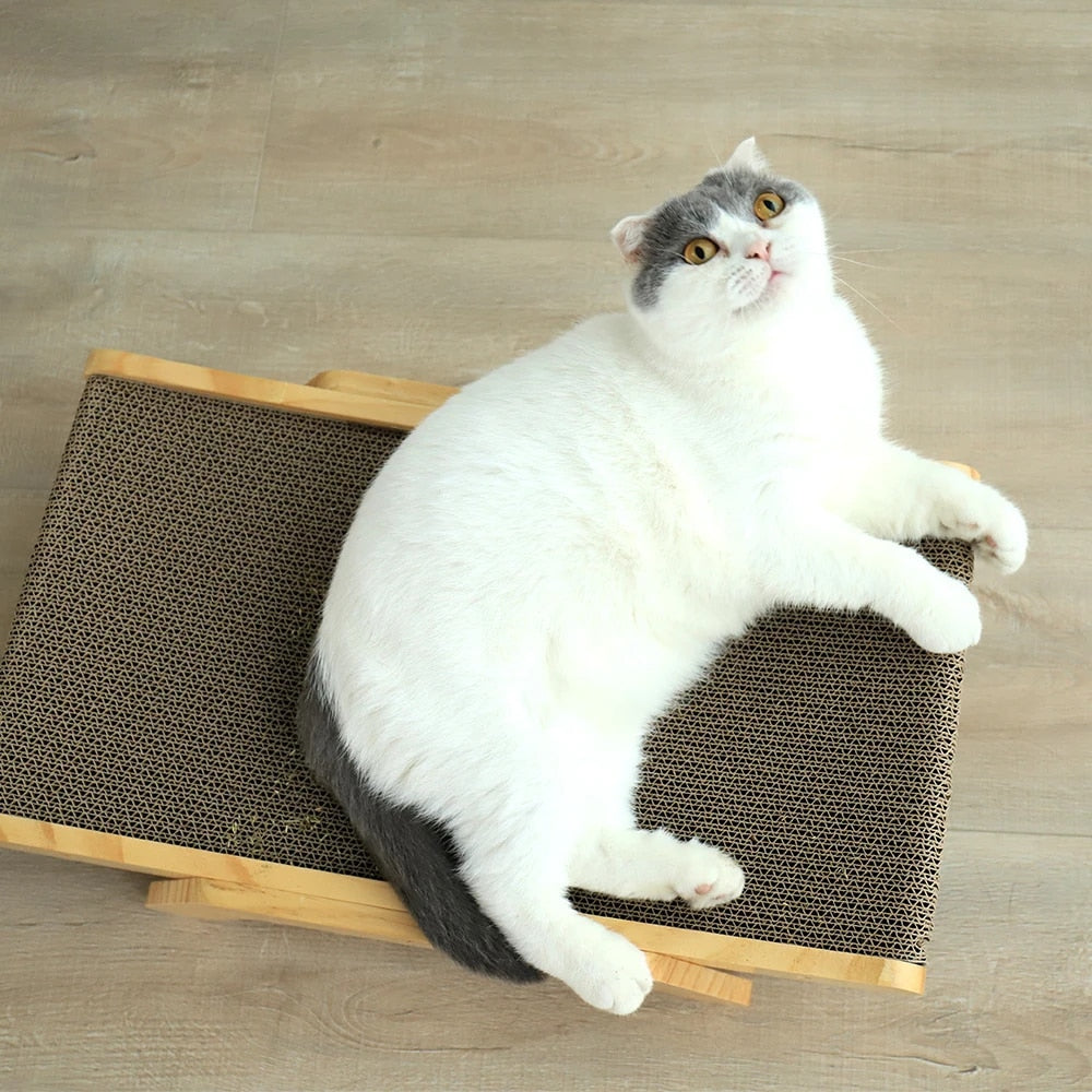 Luna Cat Scratching Bed Skanto