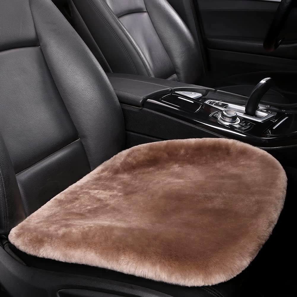 BowLift | Rabbit fur cushion - Lara