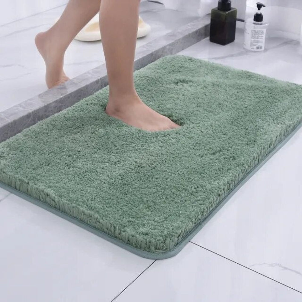 Skanto | Plush Microfiber Bath Mat Anti-Slip