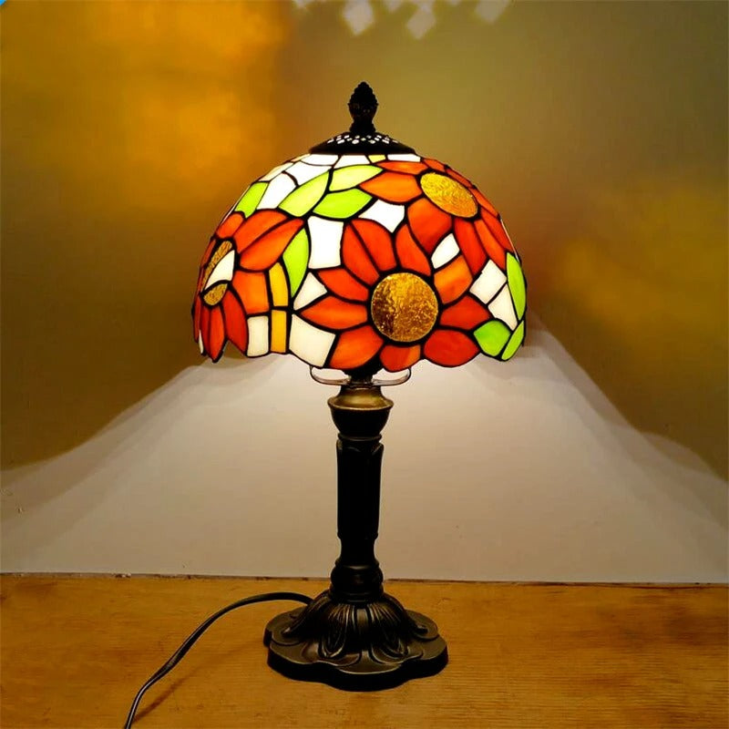 Skanto | Baroque LED Table Lamp E27 - Vintage Tiffany Glass