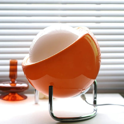Skanto | Bauhaus-Style Glass Table Lamp for Artistic Ambiance