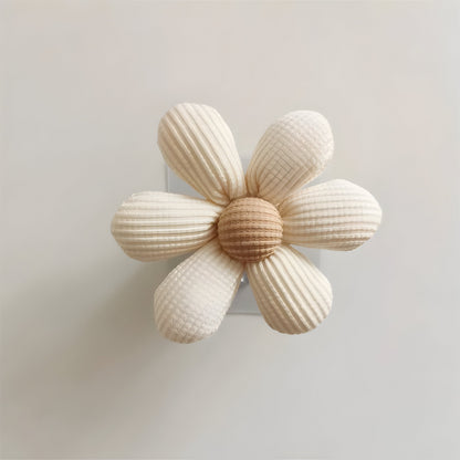 Skanto BlossomHold Hook – Decorative Flower Wall Hook