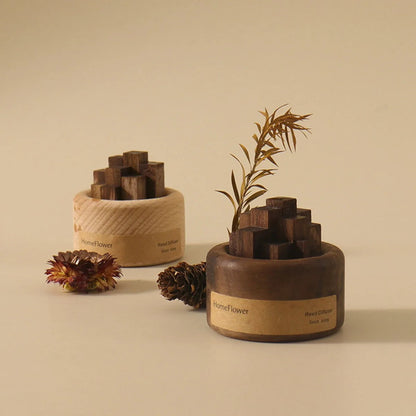 Skanto | Natural Scent Diffuser | Solid Wood