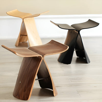 Handcrafted Wooden Bench – Rustic Seating made of Solid Wood | Bowlift
