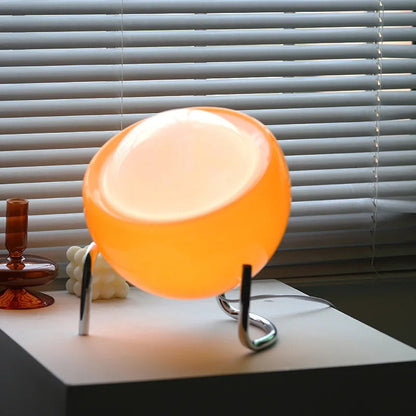 BowLift | Glass table lamp in Bauhaus style for artistic atmosphere