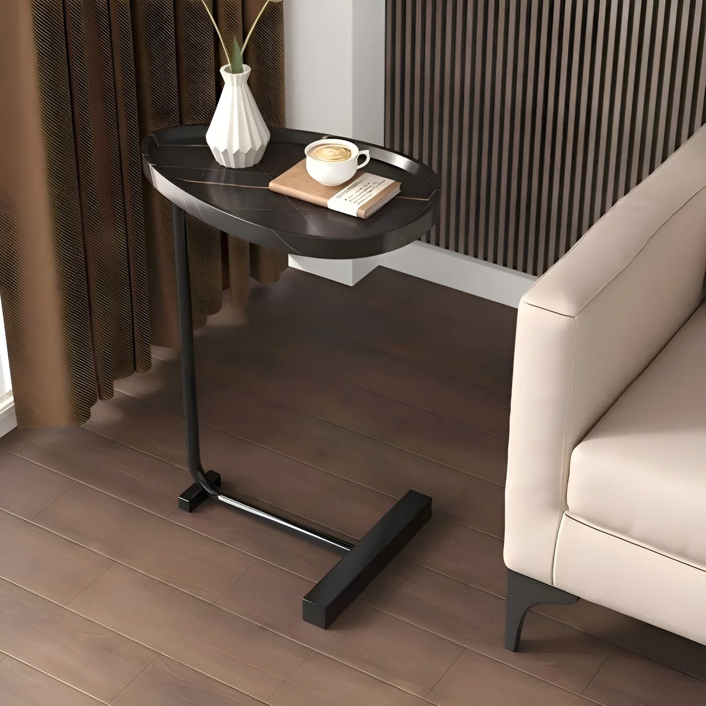 The smaller RollaKarnze coffee table – Stylish and versatile | Compact for home, hotel, or guest room