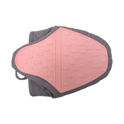 Skanto | Finley – Heat-Resistant Silicone Oven Mitt in Fish Shape