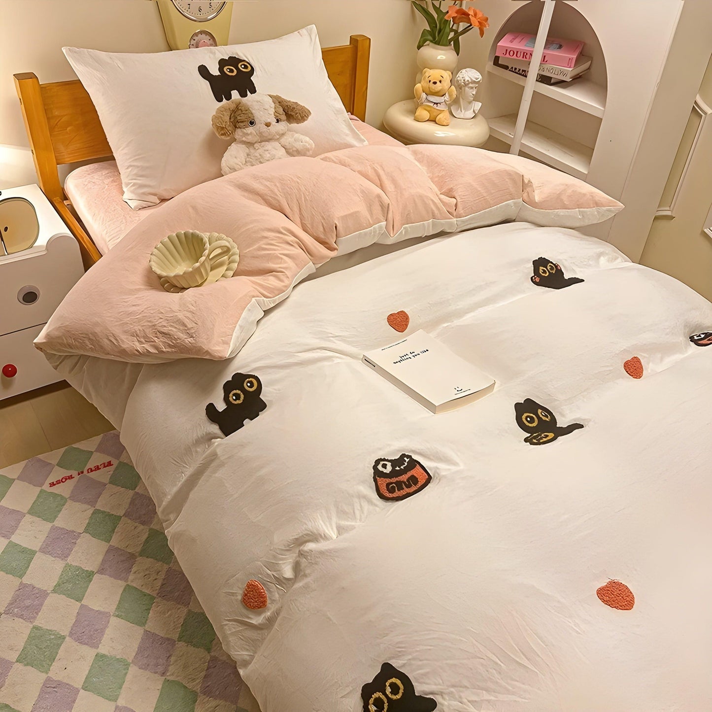 CloudComfort Bedding Set - ComfortaBowlifte and Skin-Friendly Lucky Cat Bedding | Bowlift
