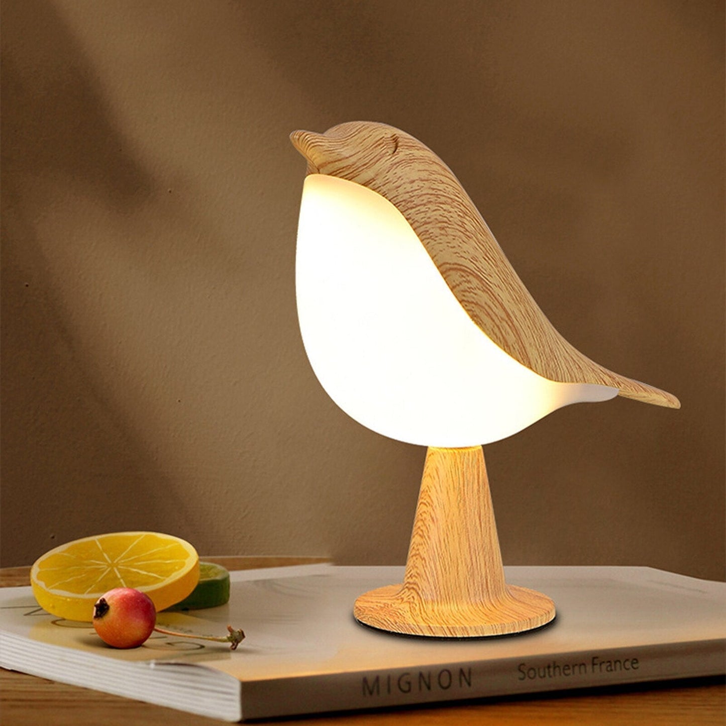 Skanto | Modern Bird Design LED Table Lamp