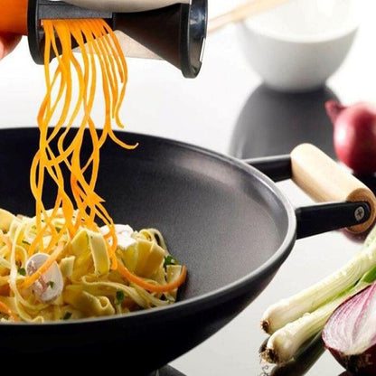 Vegetable spiralizer