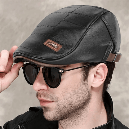 LuxeStyle Beret – Timeless Elegance of Leather Bowlift
