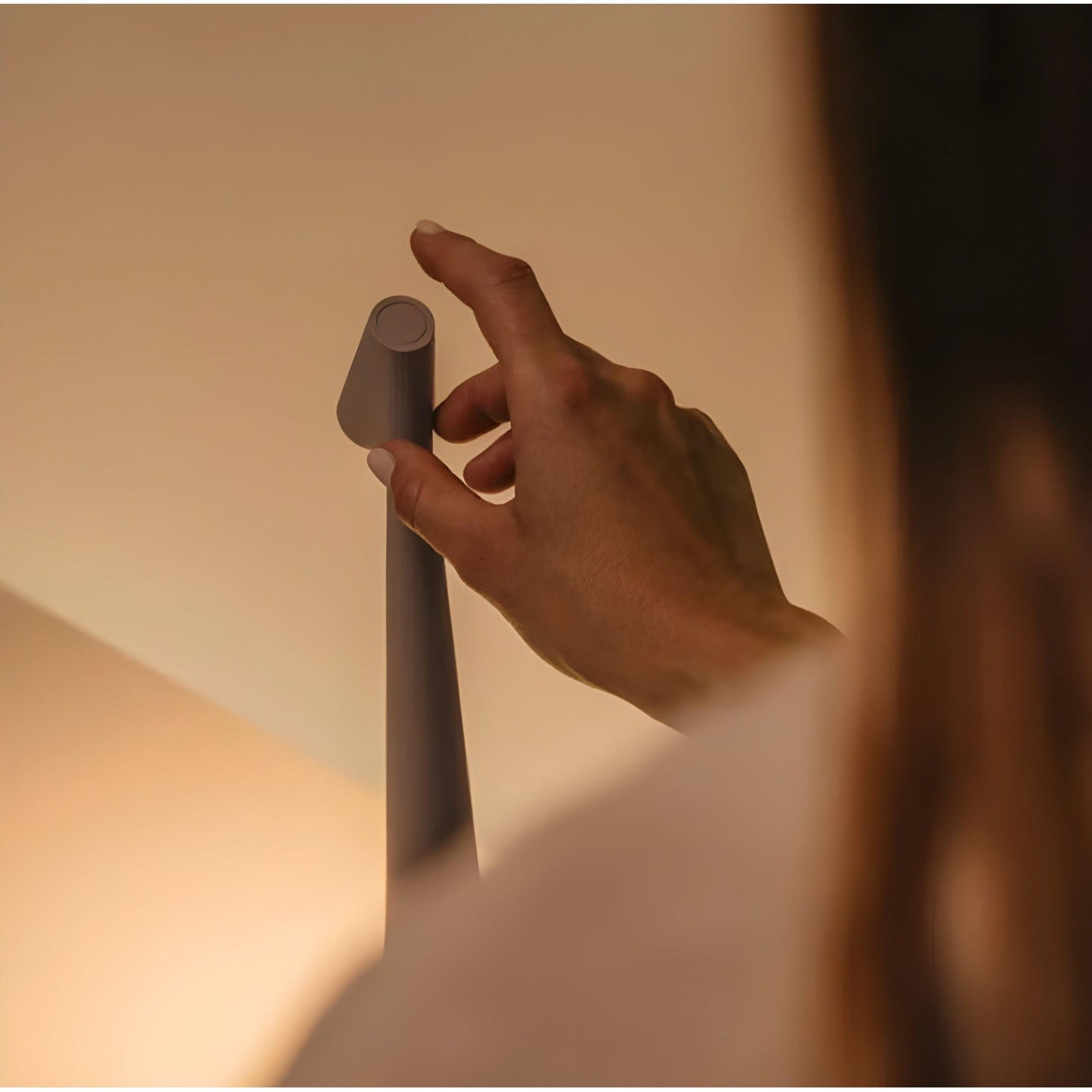Brehn | Nordic Minimalist LED Wireless Table Lamp
