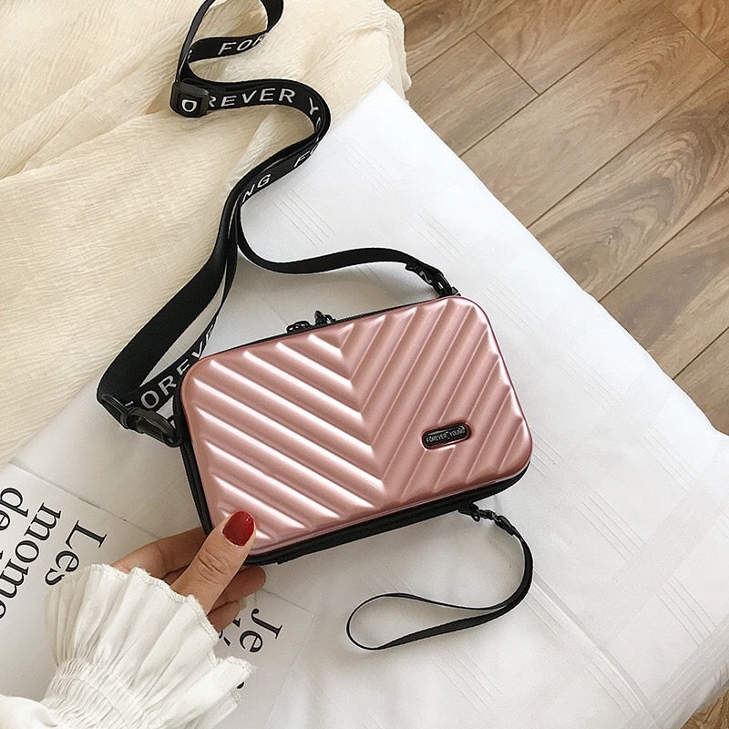 Compact Hard Shell Travel Handbag | Bowlift