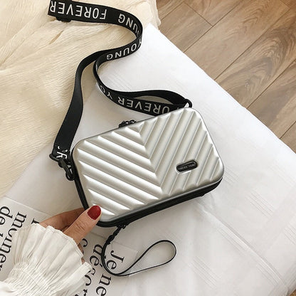 Compact Hard Shell Travel Handbag | Bowlift