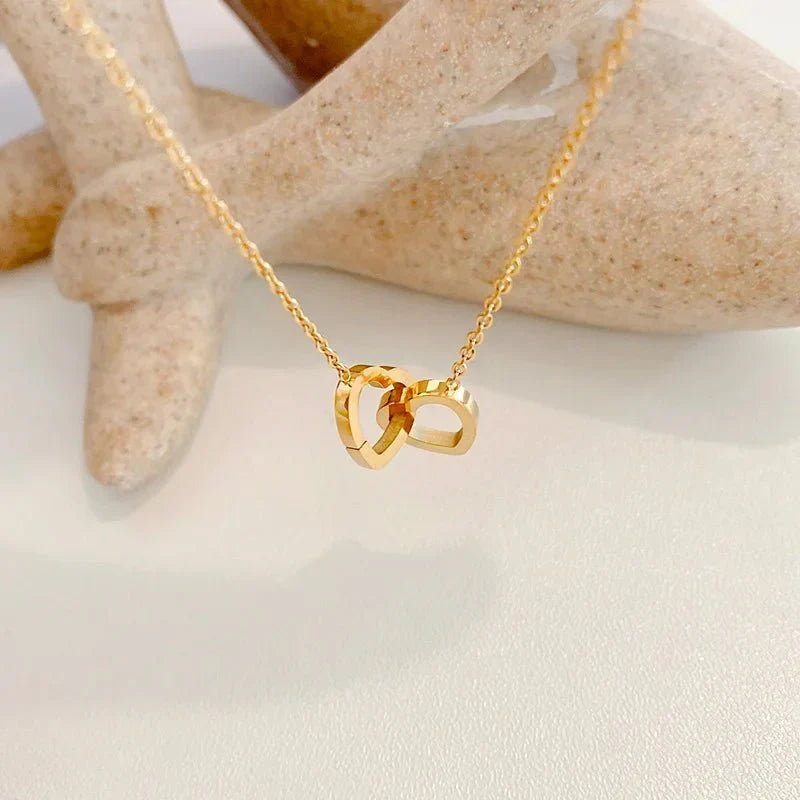 Skanto | Minimal Love Lock Heart Necklace