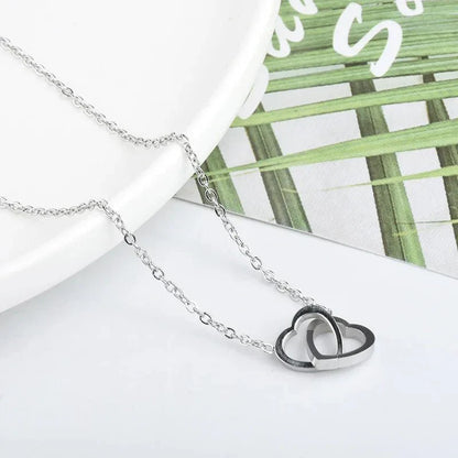 Skanto | Minimal Love Lock Heart Necklace