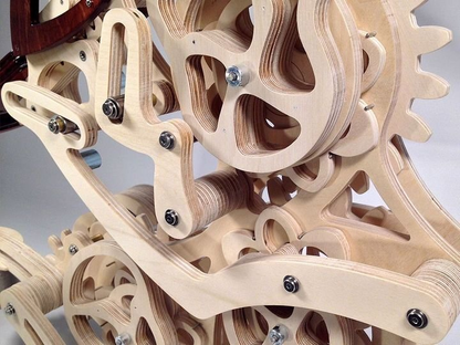 Skanto | 3D Wooden Mechanical Hummingbird and Wooden Mechanical Turtle