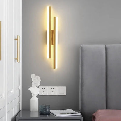 Skanto | Modern LED Wall Lamp to Illuminate Your Decor with Elegance