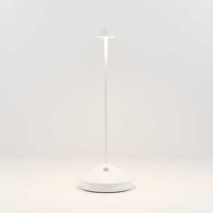 ClarityGlow – Wireless LED Table Lamp | Karnz