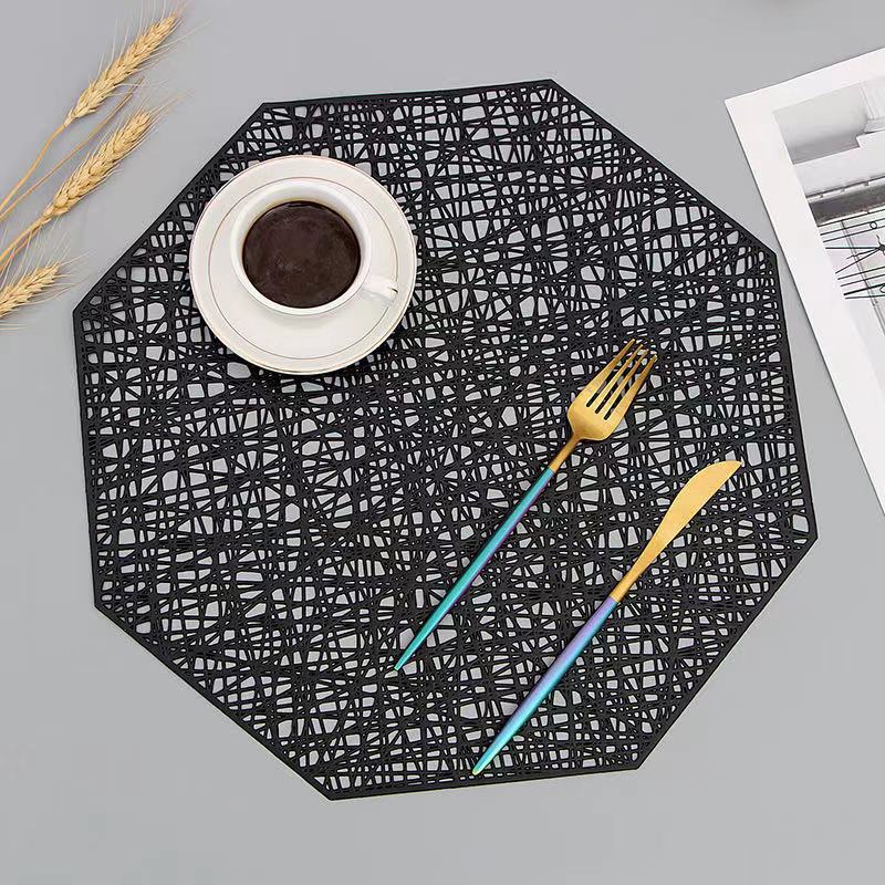 Brehn | NebulaGlow™ Placemats for Dinner | Elegant Table Mats in Galaxy Design | Heat-Resistant & Non-Slip Table Decoration