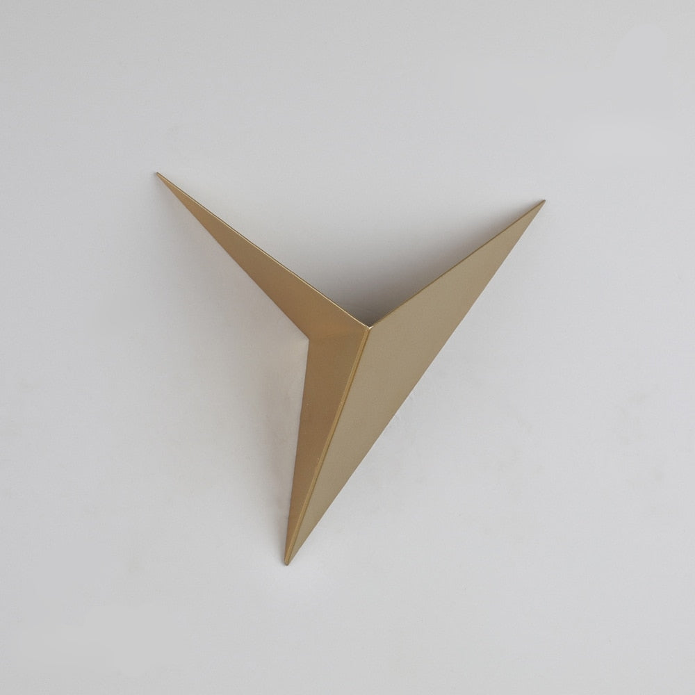 BowLift | Trigon Wall Light