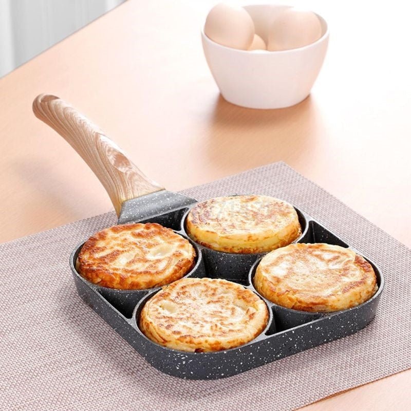 Non-stick 4-egg pan