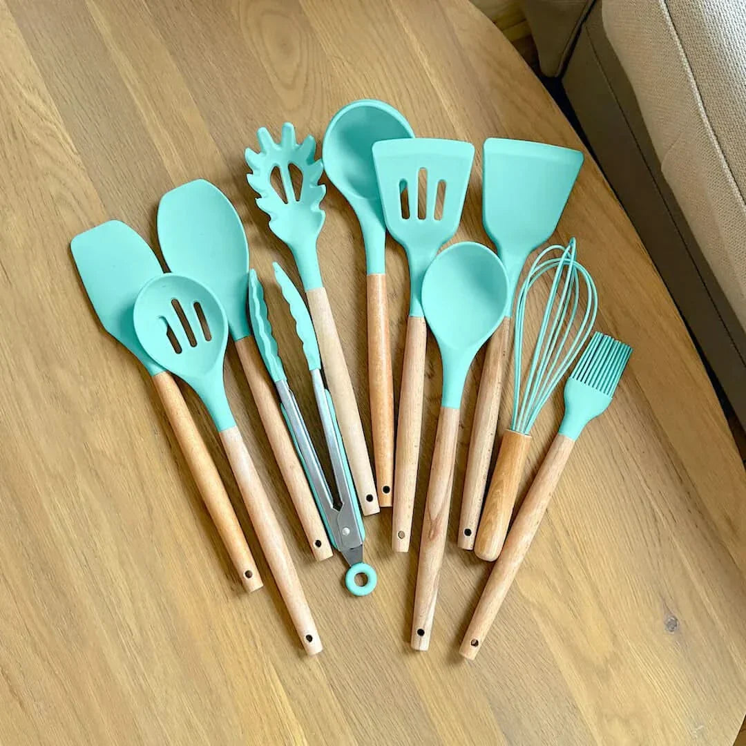 BowLift | Non-Toxic BPA-Free Silicone Cooking Utensil Set with Wooden Handles Lattea