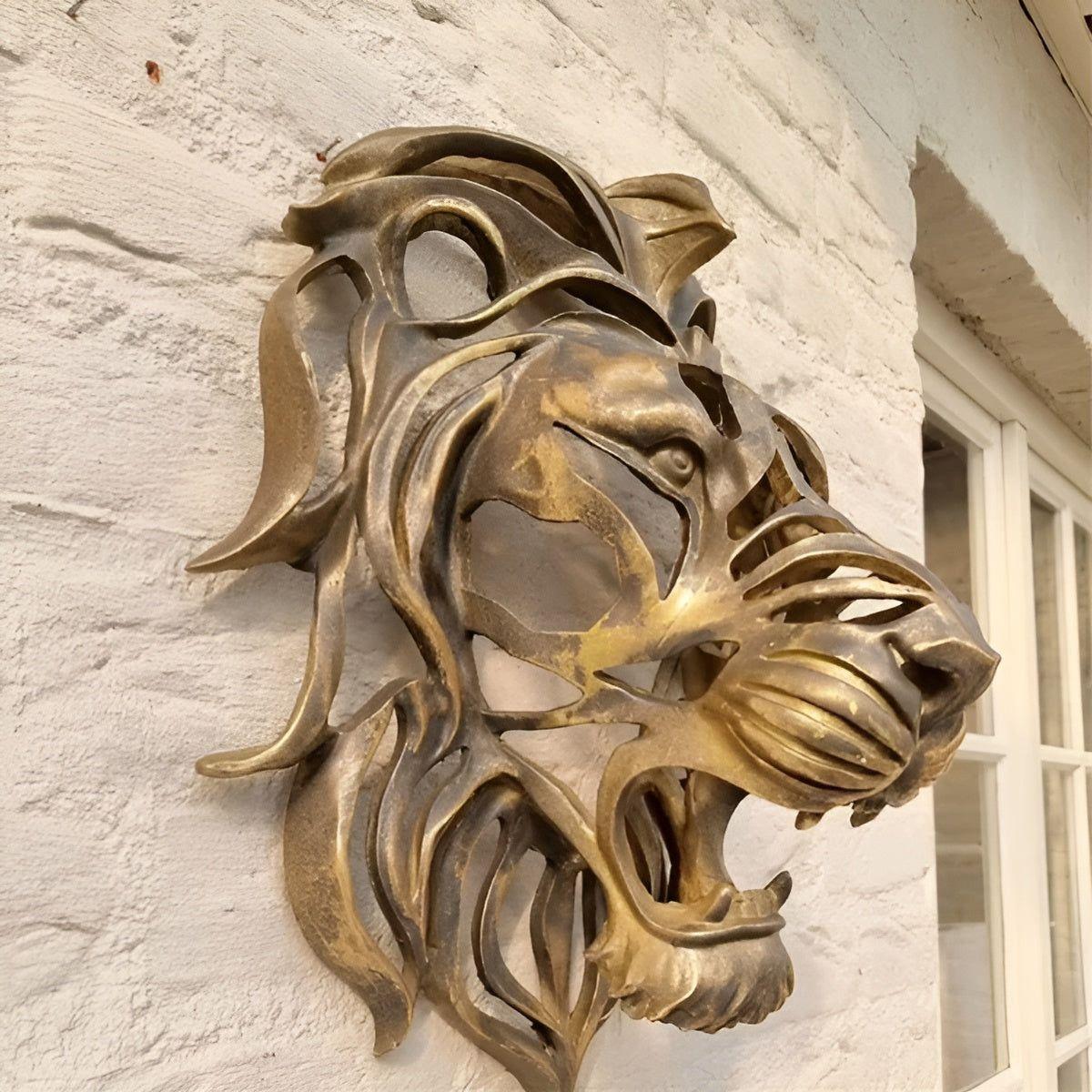 Exquisite gilded lion head wall sculpture Karnz
