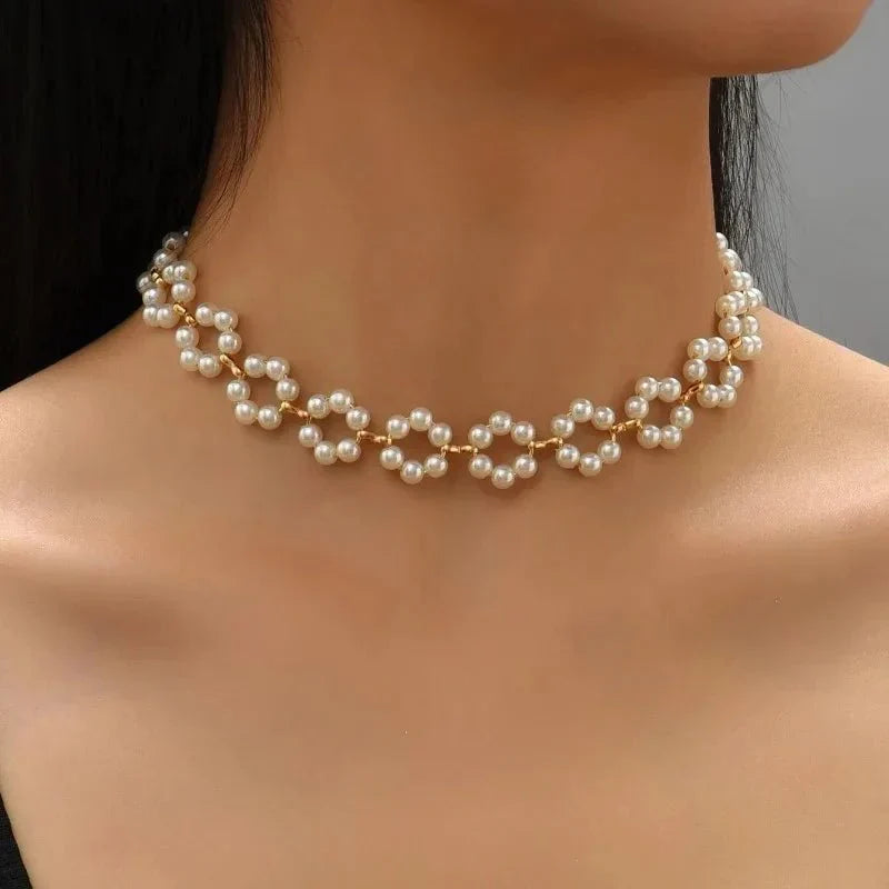 BowLift | Pearl Floral Daisy Choker Necklace