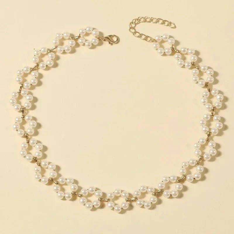 BowLift | Pearl Floral Daisy Choker Necklace