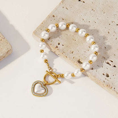 Skanto | Pearl Heart Clasp Choker Necklace