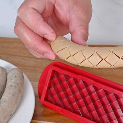 Skanto | Hot Dog Slicer – Criss-Cross Spalter for Even Cooking