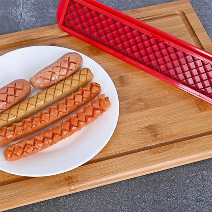 Skanto | Hot Dog Slicer – Criss-Cross Spalter for Even Cooking