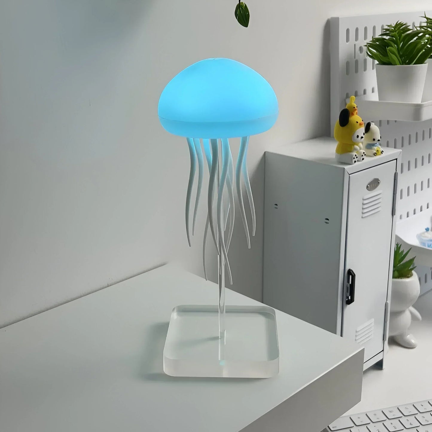 Skanto | LED Mood Lamp | Lifelike Jellyfish Light for Bedroom