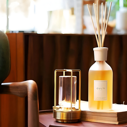Skanto - Waterproof and Portable Table Lamp, Illuminated with Style