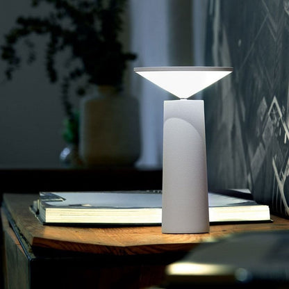 Skanto | Portable Dimmable Table Lamp - LumoFlex