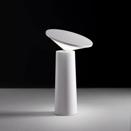 Skanto | Portable Dimmable Table Lamp - LumoFlex