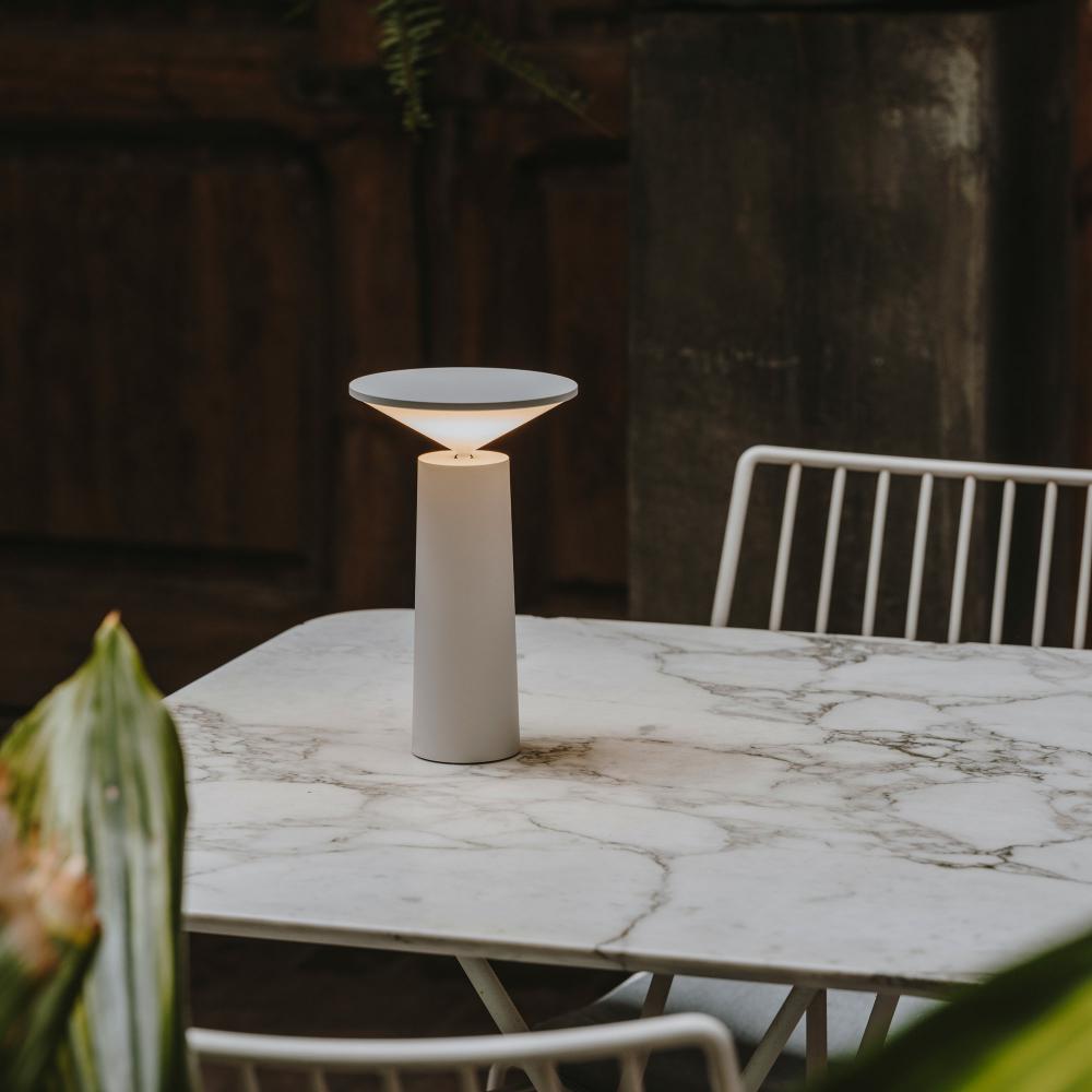 Skanto | Portable Dimmable Table Lamp - LumoFlex