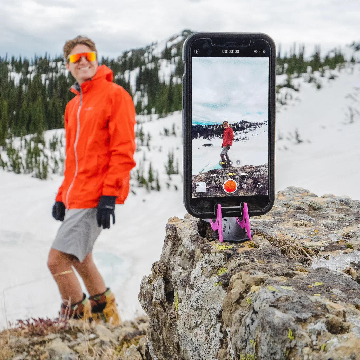 Portable phone stand for perfect photos - SnapFold