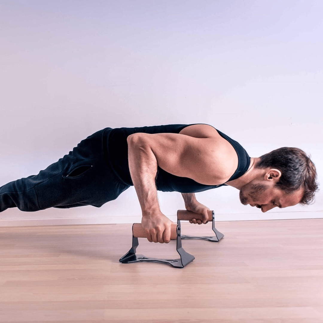 Skanto | PowerGrip Wood Parallettes – Ergonomic Handstand Bars with Anti-Slip Base for Strength Training