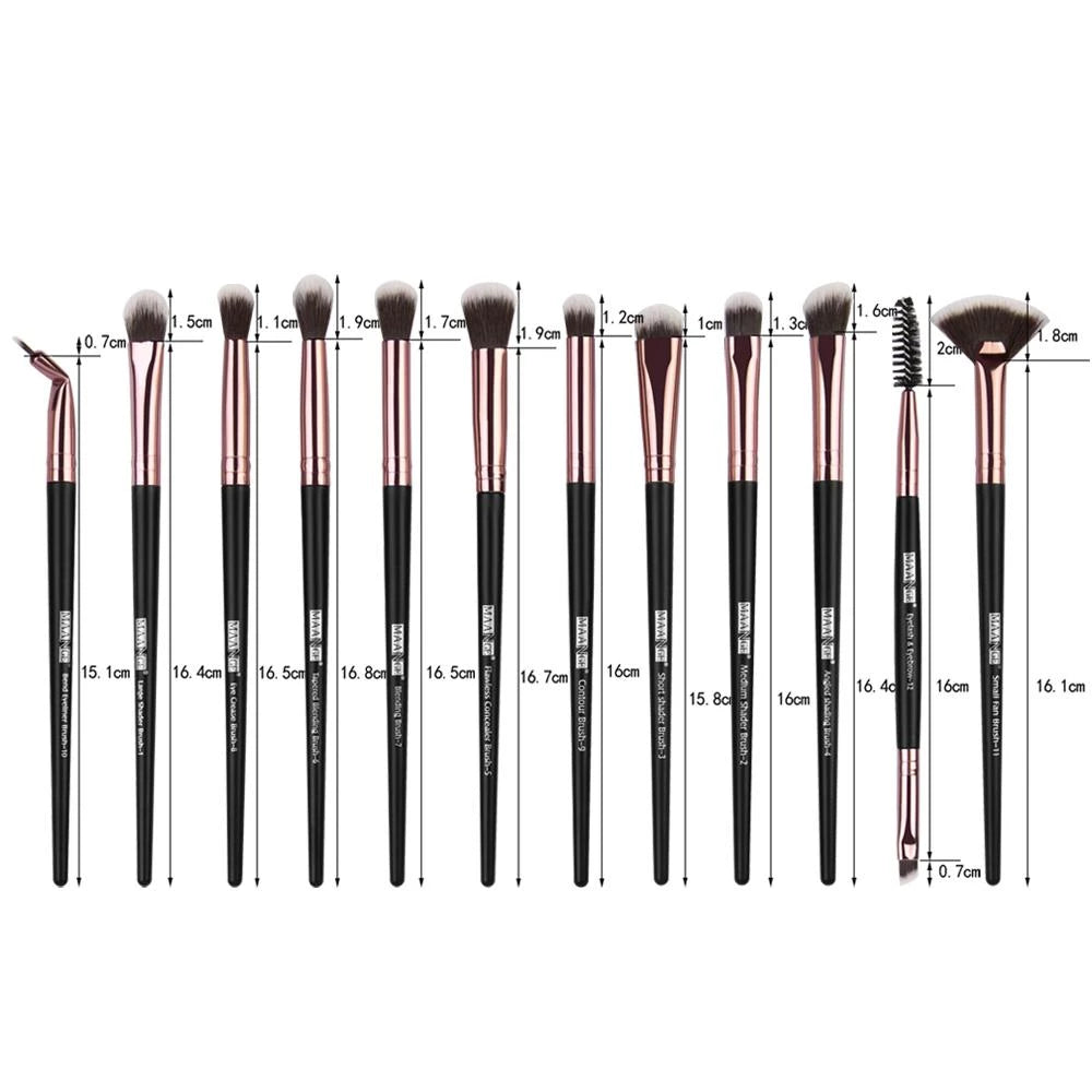 Set of 12 Professional Make-Up Brushes | Bowlift