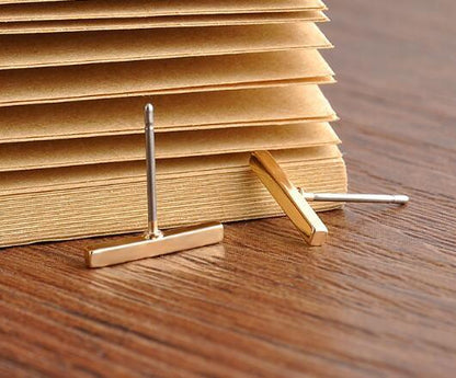 Classic T-Bar Earrings | Bowlift