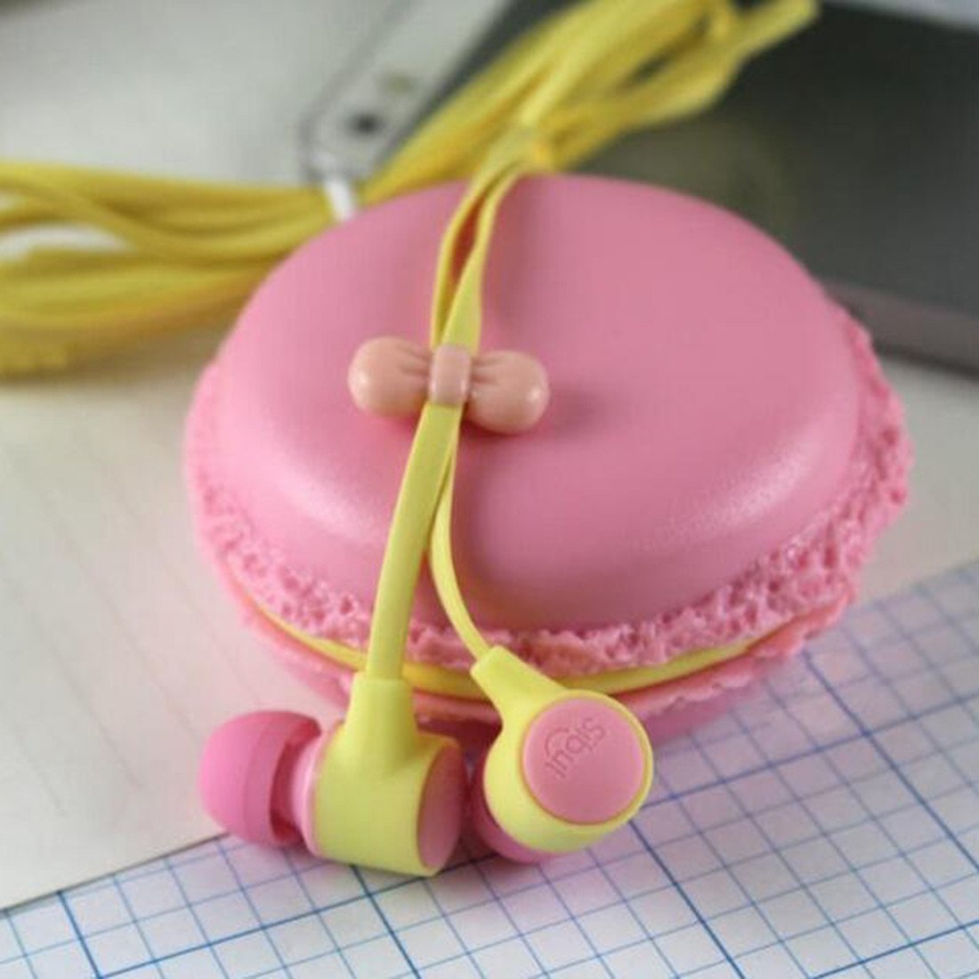 Macaron Earbuds - with Case | Skanto