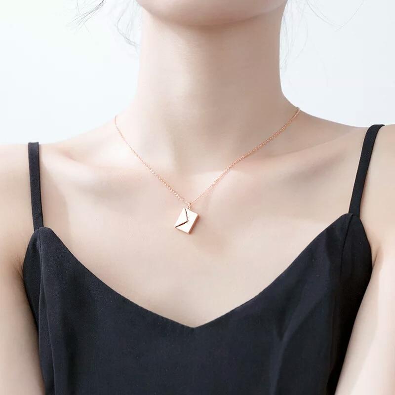 Love Letter Pendant Necklace | Bowlift