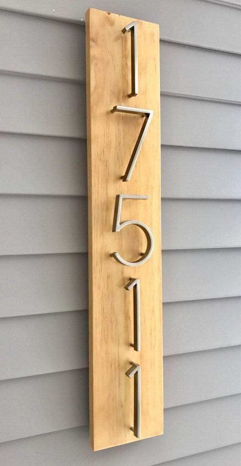 Brehn | Silver modern house numbers