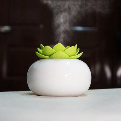 Skanto | Lotus Ceramic Simplicity Aroma Humidifier
