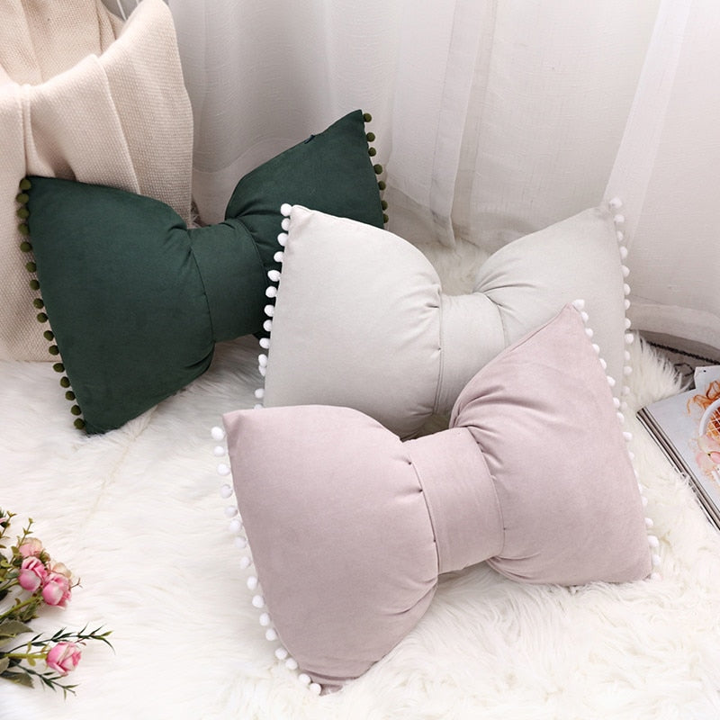 BowLift | Bow-shaped Decorative Cushion as Decorative Accent