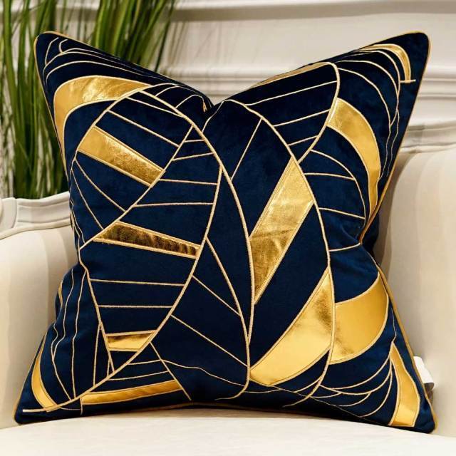 Skanto | Sidian Luxury Pillowcase Collection