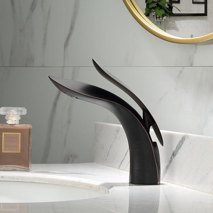 Skanto | Luxurious Modern Bathroom Faucet